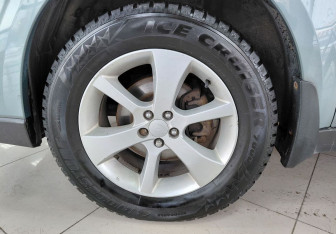 Подержанный автомобиль Subaru Outback Wagon 2012 года (19 фото)