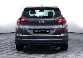 Подержанный автомобиль Hyundai Tucson 2019 года (6 фото)