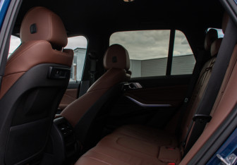Подержанный автомобиль BMW X5 2019 года (13 фото)