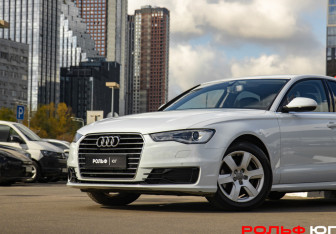 Подержанный автомобиль Audi A6 Sedan 2015 года (17 фото)