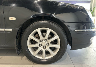 Подержанный автомобиль Kia Opirus 2008 года (18 фото)
