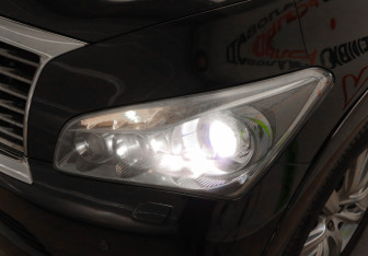 Подержанный автомобиль Infiniti QX80 2014 года (30 фото)