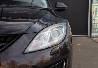 Подержанный автомобиль Mazda 6 Liftback 2008 года (22 фото)