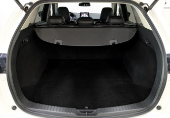 Подержанный автомобиль Mazda CX-5 2022 года (23 фото)