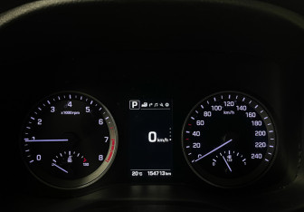 Подержанный автомобиль Hyundai Tucson 2016 года (11 фото)