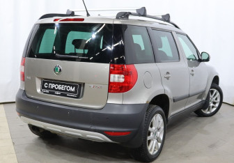 Подержанный автомобиль Skoda Yeti 2012 года (4 фото)