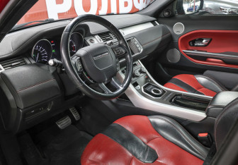 Подержанный автомобиль Land Rover Range Rover Evoque 2012 года (16 фото)