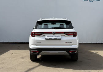 Подержанный автомобиль Changan CS35PLUS 2022 года (6 фото)