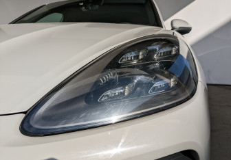 Подержанный автомобиль Porsche Cayenne 2020 года (27 фото)