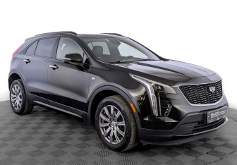 Подержанный автомобиль Cadillac XT4 2021 года (3 фото)