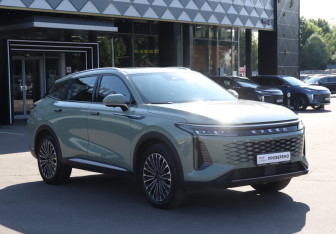 Подержанный автомобиль Exeed RX 2024 года (3 фото)