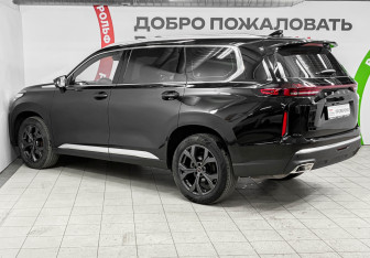 Подержанный автомобиль Exeed VX 2023 года (6 фото)