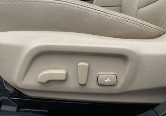 Подержанный автомобиль Subaru Legacy Sedan 2019 года (19 фото)