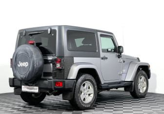 Подержанный автомобиль Jeep Wrangler 2013 года (5 фото)