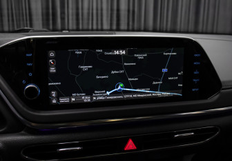 Подержанный автомобиль Hyundai Sonata 2021 года (20 фото)