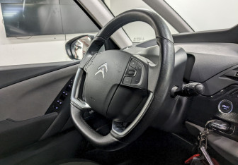 Подержанный автомобиль Citroen C4 Picasso 2014 года (21 фото)