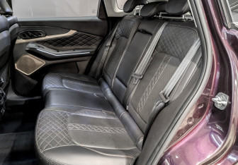 Подержанный автомобиль Exeed TXL 2022 года (12 фото)