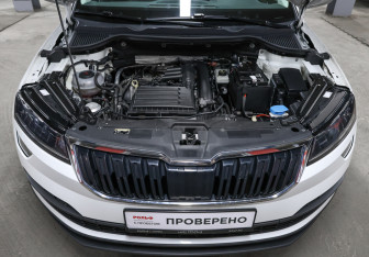 Подержанный автомобиль Skoda Karoq 2020 года (9 фото)