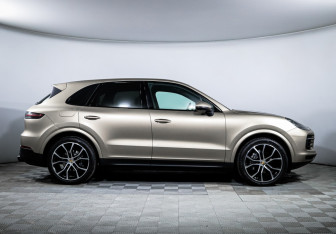 Подержанный автомобиль Porsche Cayenne 2018 года (4 фото)