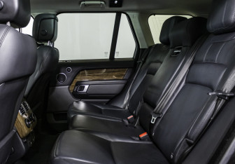 Подержанный автомобиль Land Rover Range Rover 2018 года (14 фото)