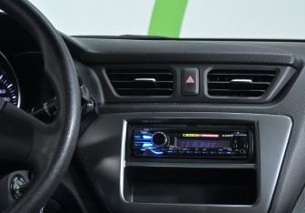 Подержанный автомобиль Kia Rio Sedan 2012 года (11 фото)