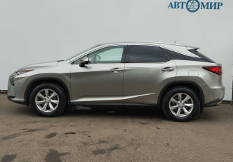 Подержанный автомобиль Lexus RX 2017 года (8 фото)