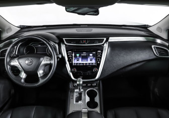 Подержанный автомобиль Nissan Murano Suv 2021 года (17 фото)