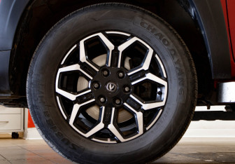 Подержанный автомобиль Changan Hunter Plus 2023 года (33 фото)