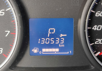 Подержанный автомобиль Mitsubishi Outlander 2016 года (17 фото)