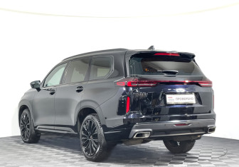 Подержанный автомобиль Exeed VX 2022 года (7 фото)