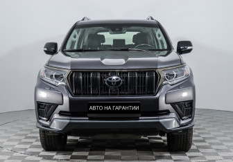 Подержанный автомобиль Toyota Land Cruiser Prado 2021 года (2 фото)