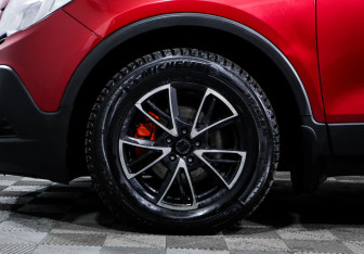 Подержанный автомобиль Opel Mokka 2013 года (15 фото)