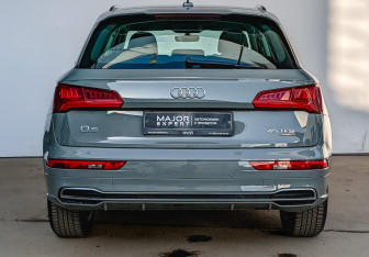 Подержанный автомобиль Audi Q5 2019 года (6 фото)