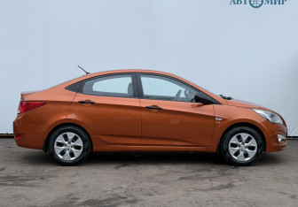 Подержанный автомобиль Hyundai Solaris Sedan 2014 года (4 фото)