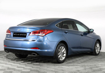 Подержанный автомобиль Hyundai i40 Sedan 2015 года (3 фото)