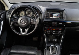Подержанный автомобиль Mazda CX-5 2014 года (10 фото)