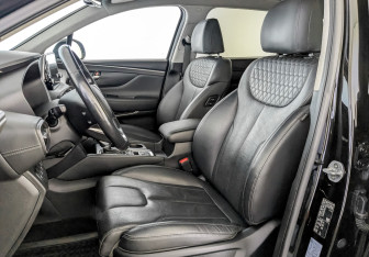 Подержанный автомобиль Hyundai Santa Fe 2020 года (21 фото)