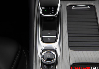 Подержанный автомобиль Chery Arrizo 8 2023 года (17 фото)