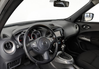 Подержанный автомобиль Nissan Juke 2018 года (14 фото)