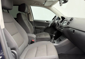 Подержанный автомобиль Volkswagen Tiguan 2012 года (10 фото)