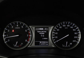 Подержанный автомобиль Suzuki Vitara 2018 года (11 фото)