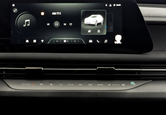 Подержанный автомобиль Exeed LX 2023 года (15 фото)