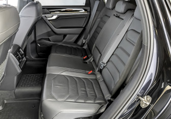 Подержанный автомобиль Volkswagen Touareg 2020 года (12 фото)