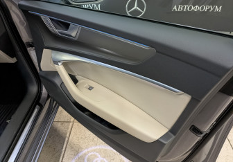 Подержанный автомобиль Audi A6 Sedan 2021 года (24 фото)