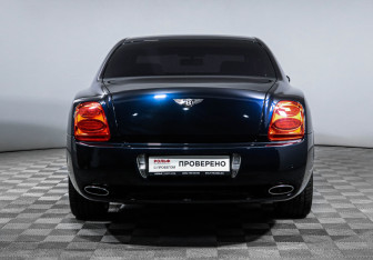 Подержанный автомобиль Bentley Continental Flying Spur 2005 года (6 фото)