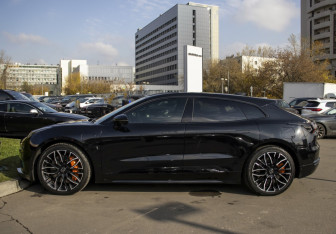 Подержанный автомобиль Zeekr 001 2023 года (8 фото)