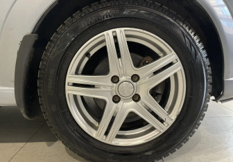 Подержанный автомобиль Opel Meriva 2007 года (17 фото)