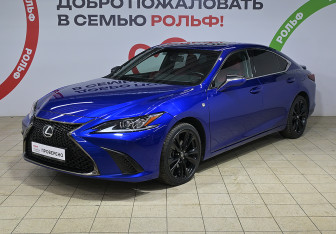 Подержанный автомобиль Lexus ES 2022 года (1 фото)