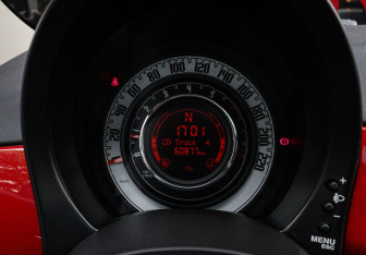 Подержанный автомобиль Fiat 500 Hatchback 2012 года (15 фото)