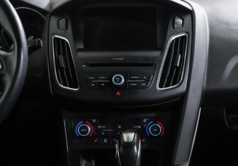 Подержанный автомобиль Ford Focus Wagon 2019 года (8 фото)